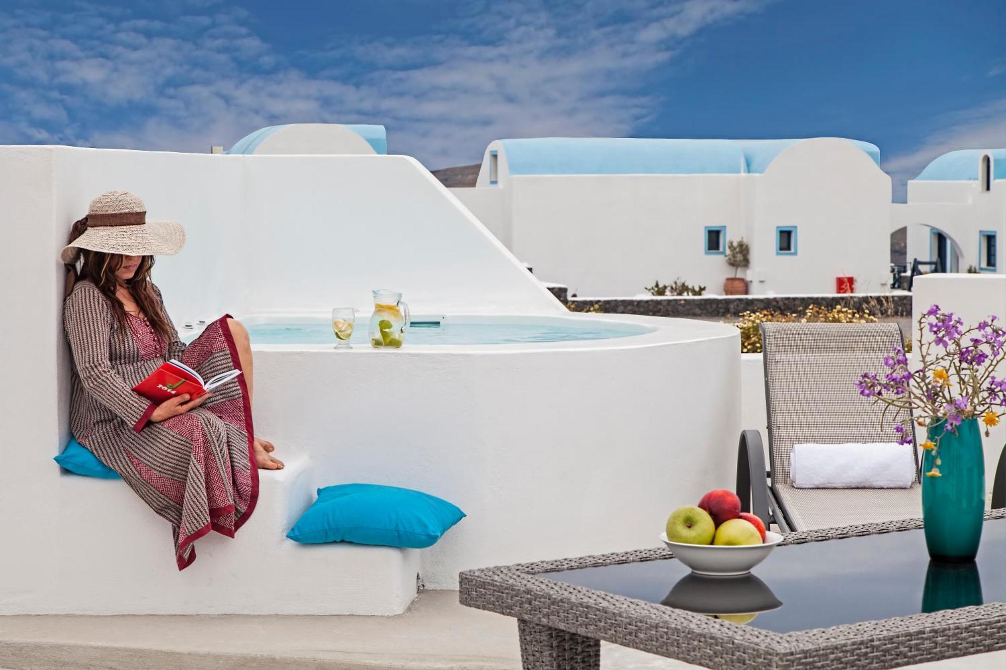 Family Suite Outdoor Heated Jacuzzi